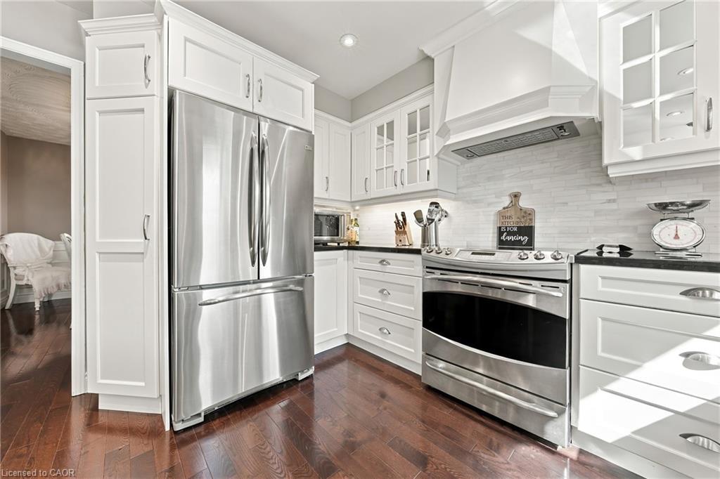 427 Melanie Crescent Property Photo 11