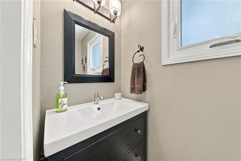 427 Melanie Crescent Property Photo 20