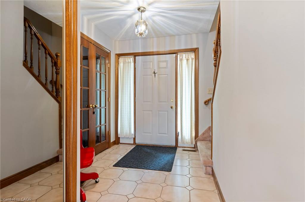 8 Beckett Drive Property Photo 5