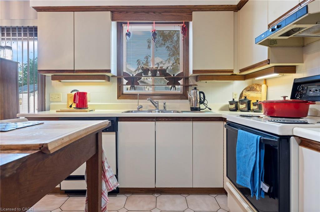 8 Beckett Drive Property Photo 8