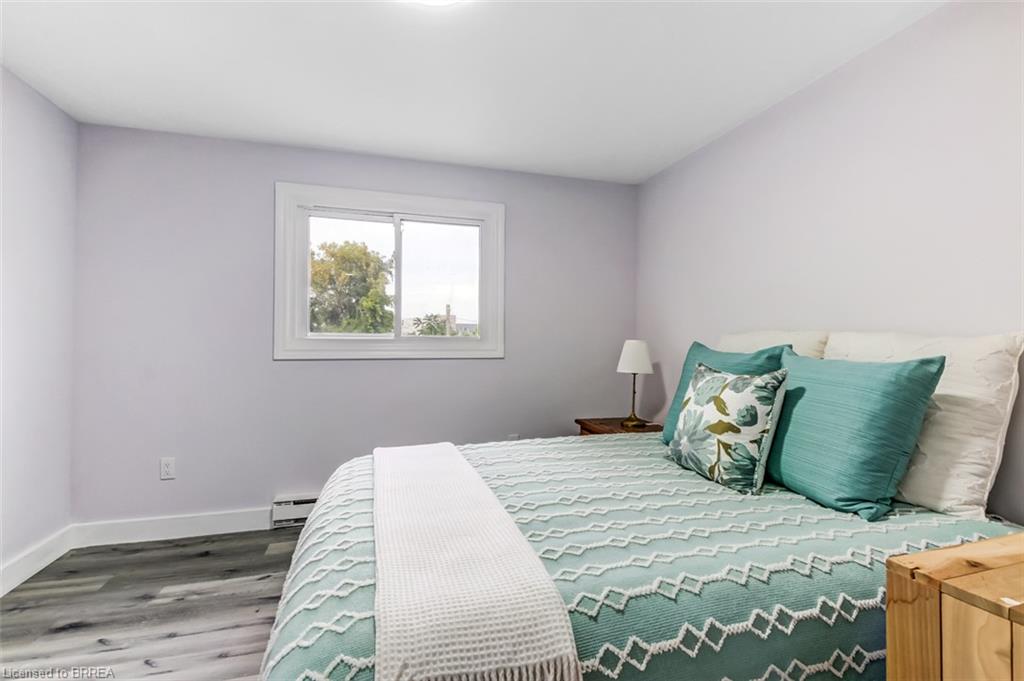 D-51 Metcalfe Crescent Property Photo 9