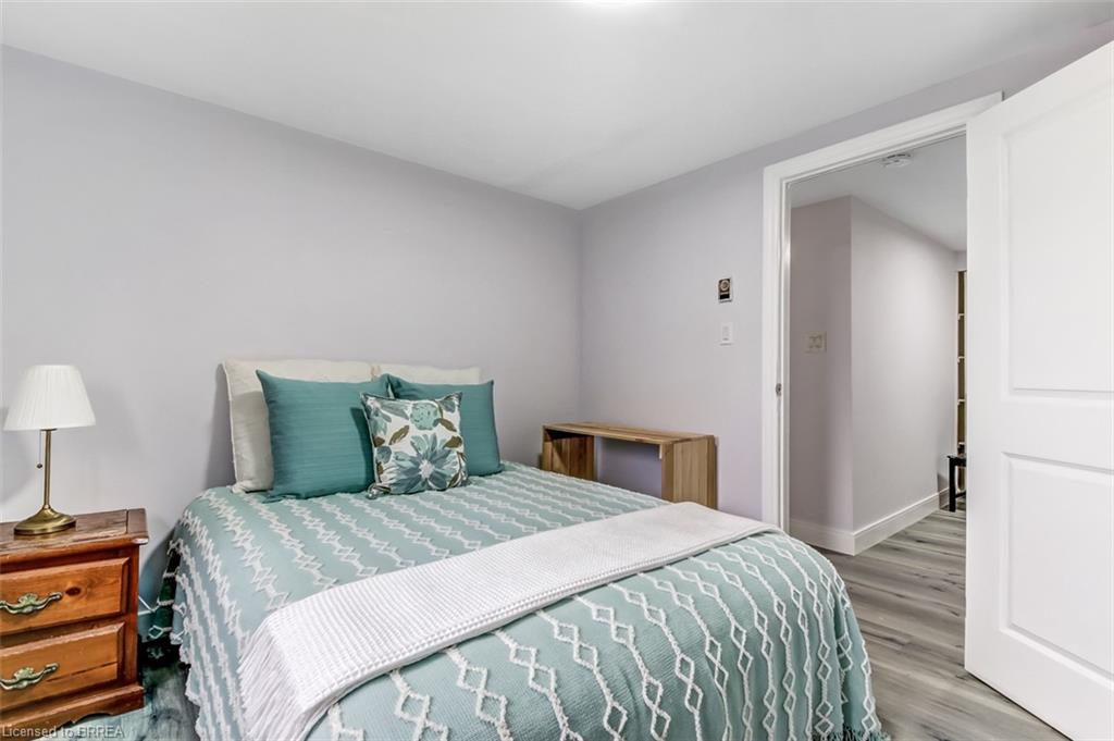 D-51 Metcalfe Crescent Property Photo 10