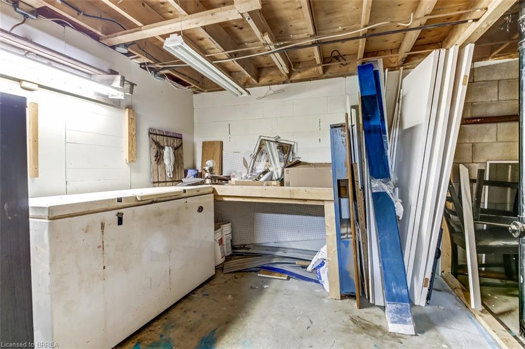 D-51 Metcalfe Crescent Property Photo 15