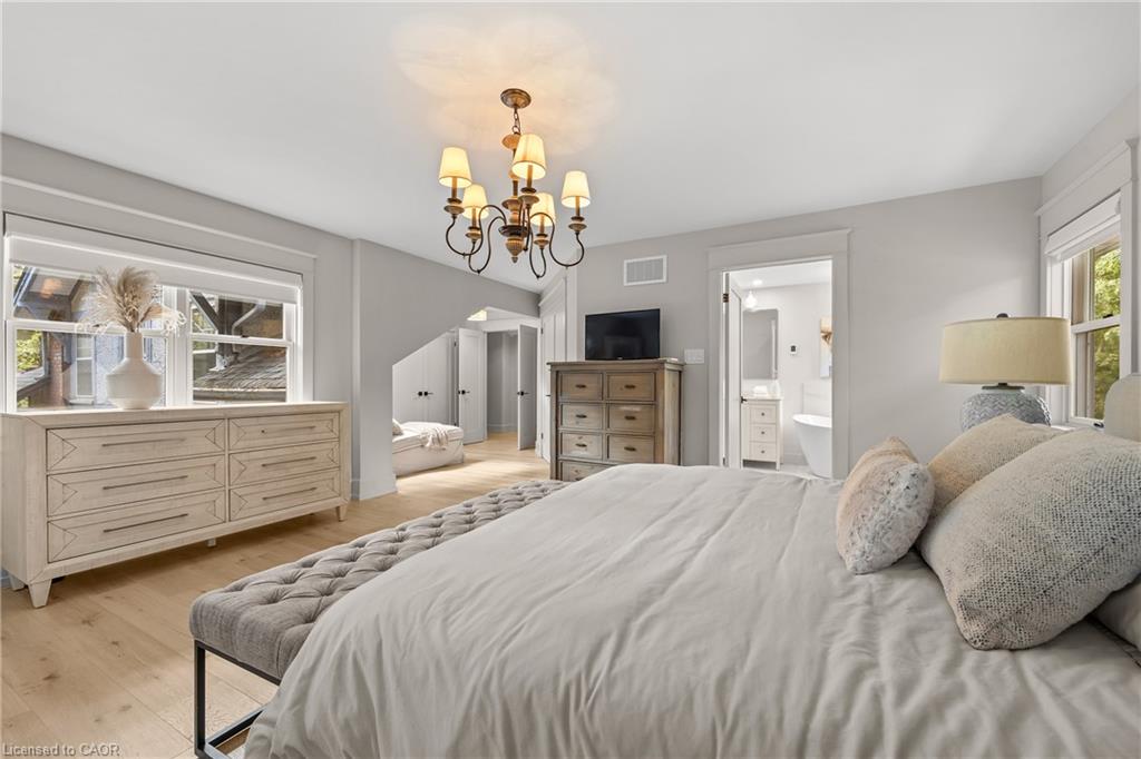 139 Allan Street Property Photo 20