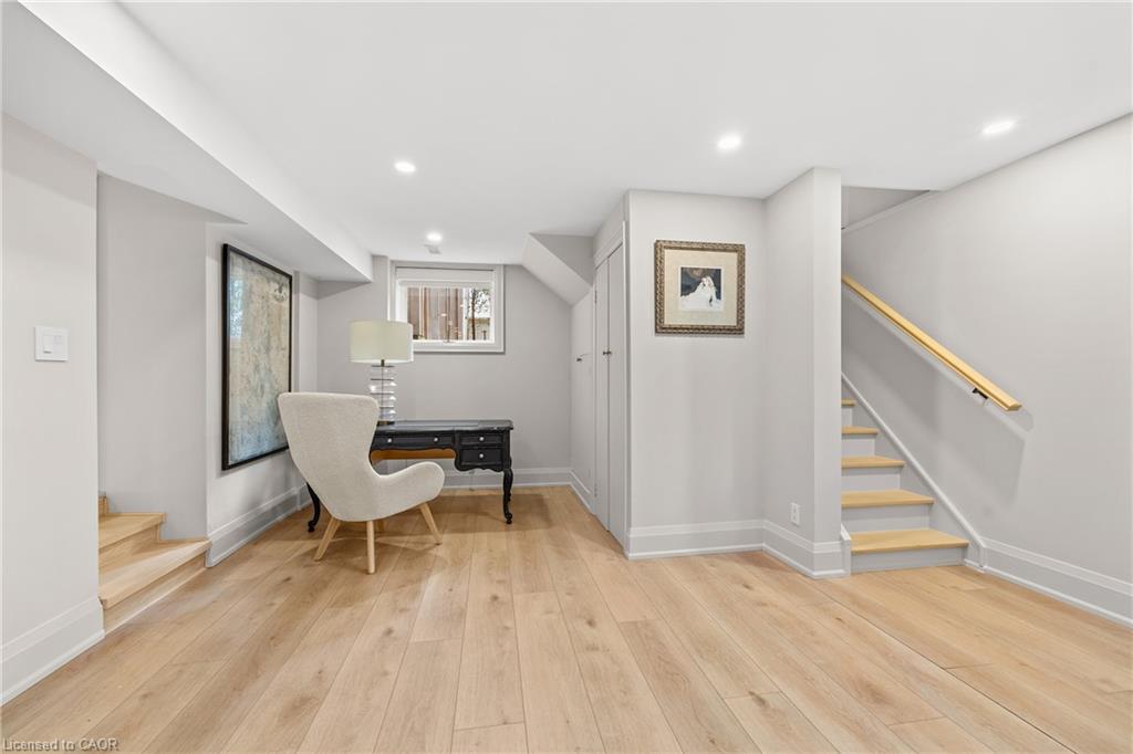 139 Allan Street Property Photo 27