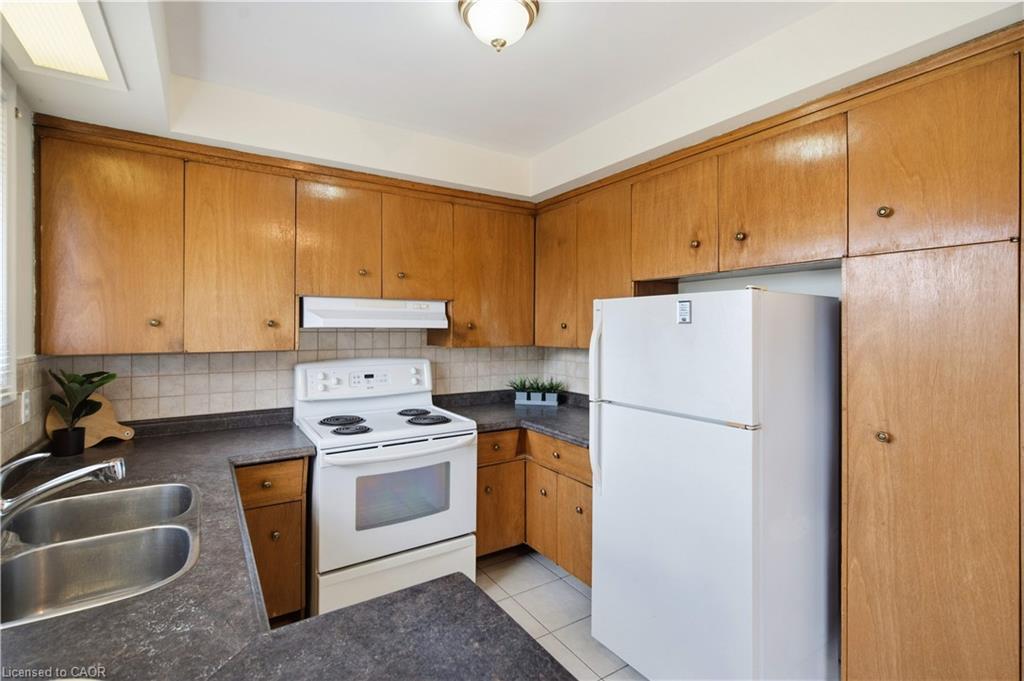 1101 Mohawk Road E Property Photo 11