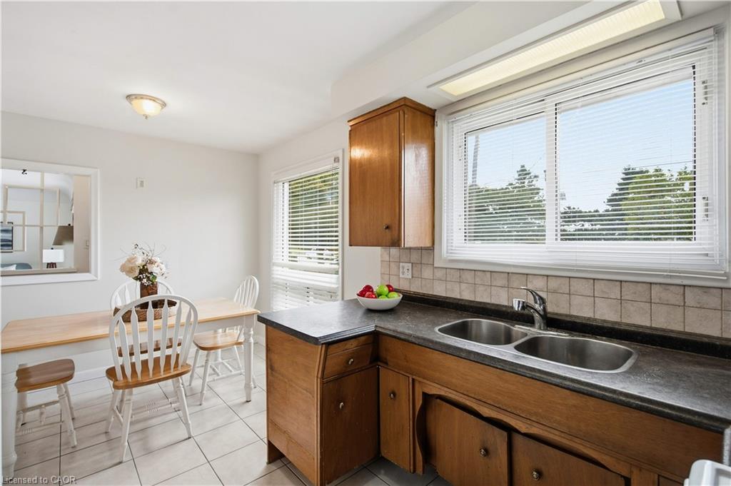 1101 Mohawk Road E Property Photo 14
