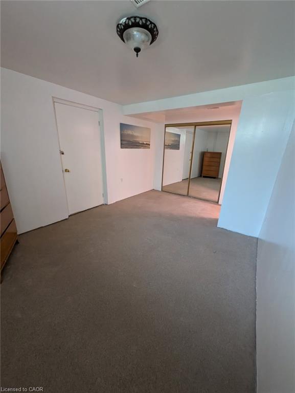64 Winnett Street N Property Photo 50