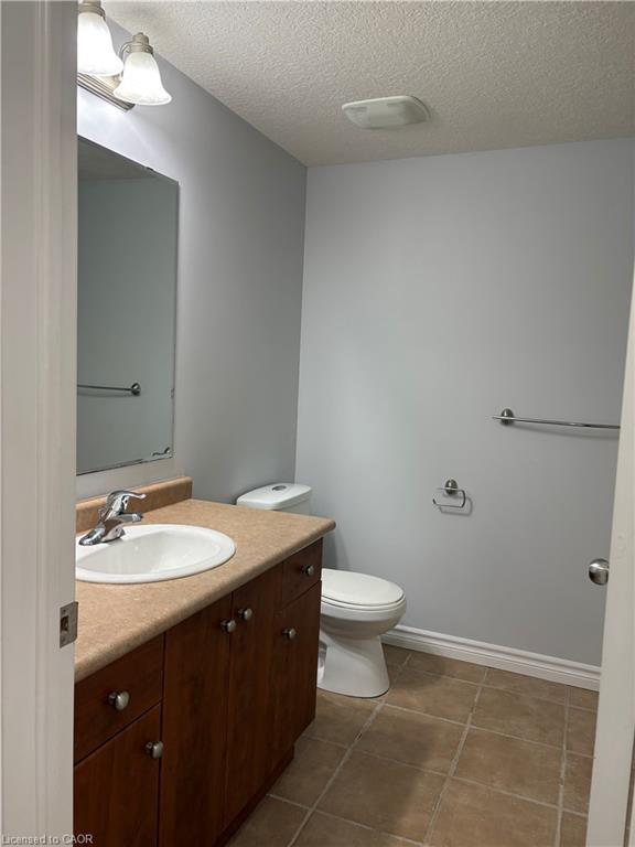 8c-50 Howe Drive Property Photo 11