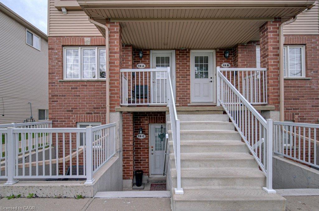 19a-50 Howe Drive Property Photo 3