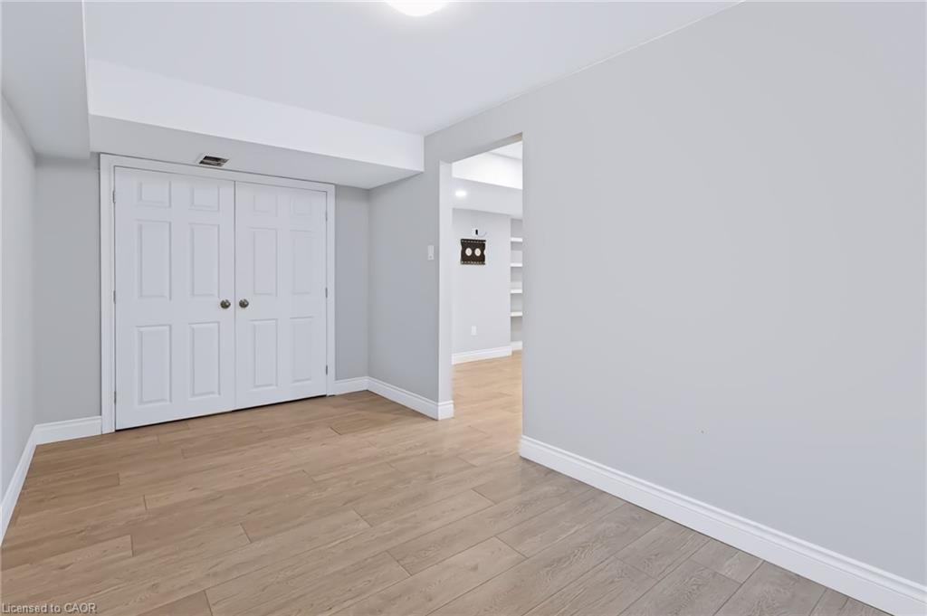 22-290 Barton Street W Property Photo 25
