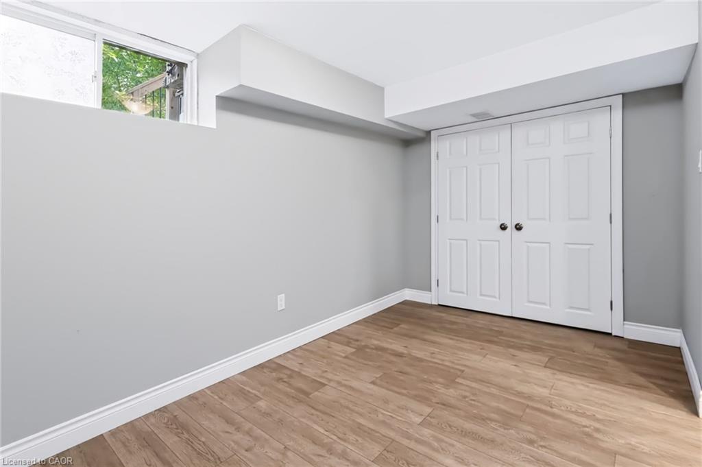 22-290 Barton Street W Property Photo 26