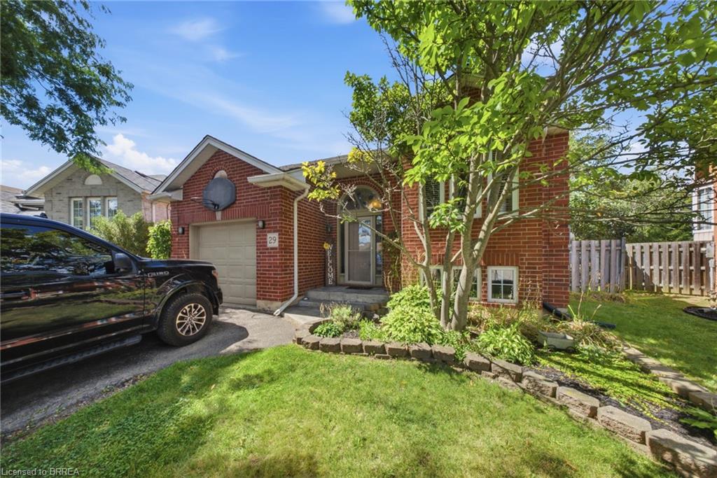 29 Strong Court Property Photo 4