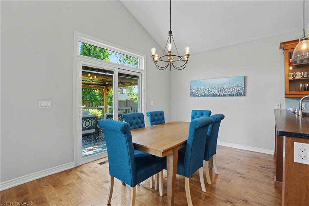 12 Silverwood Avenue Property Photo 17