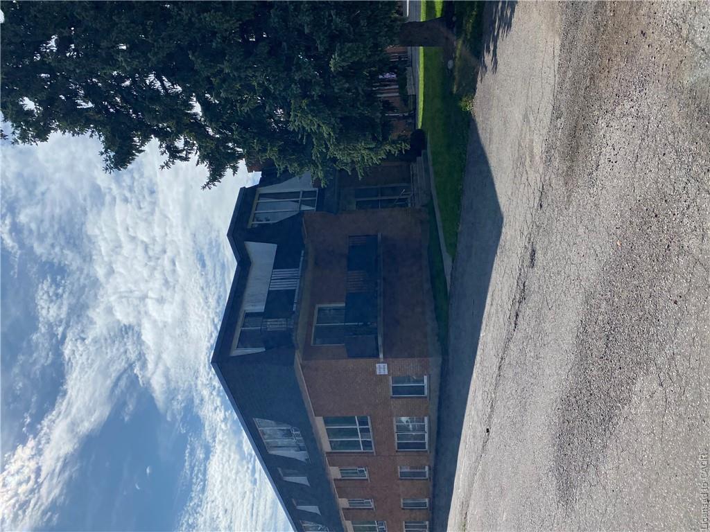 5-347 Waterloo Street Property Photo 1
