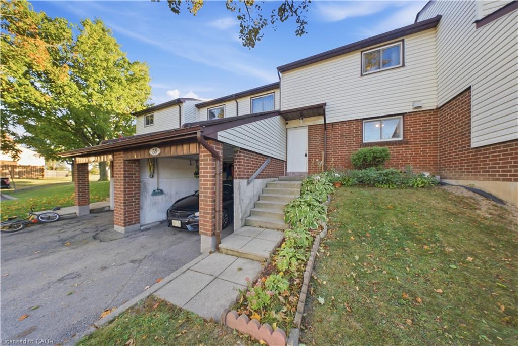 59-880 Limeridge Road E Property Photo 2