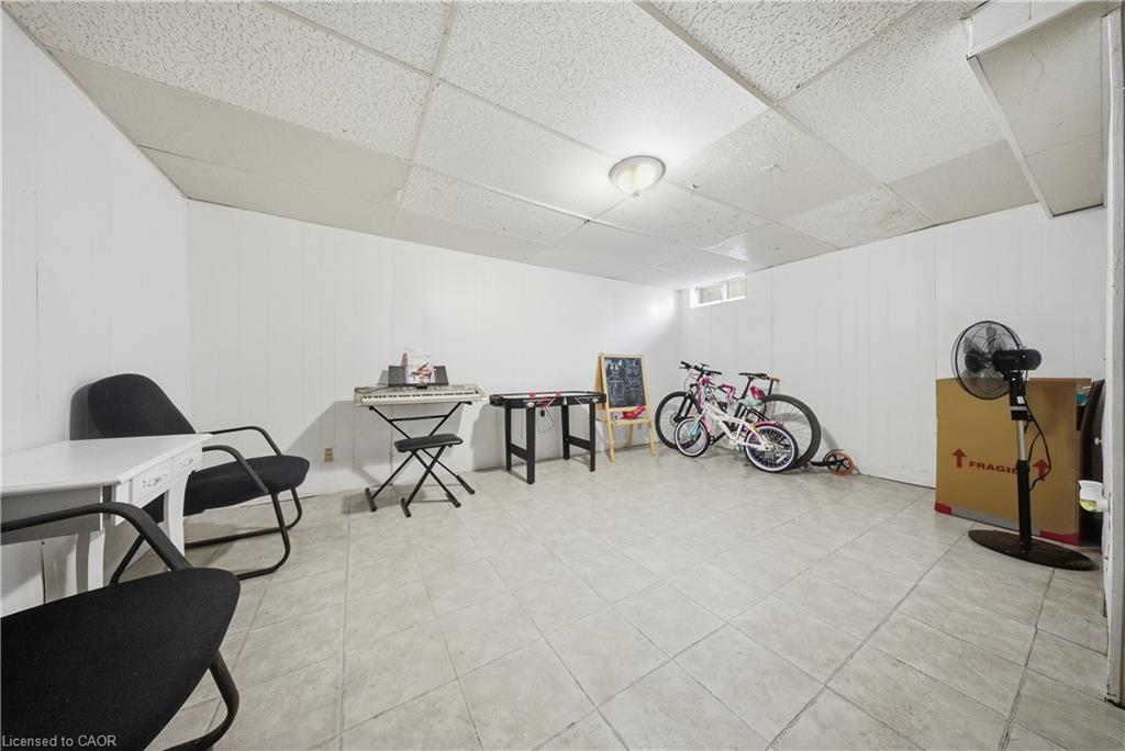 59-880 Limeridge Road E Property Photo 17