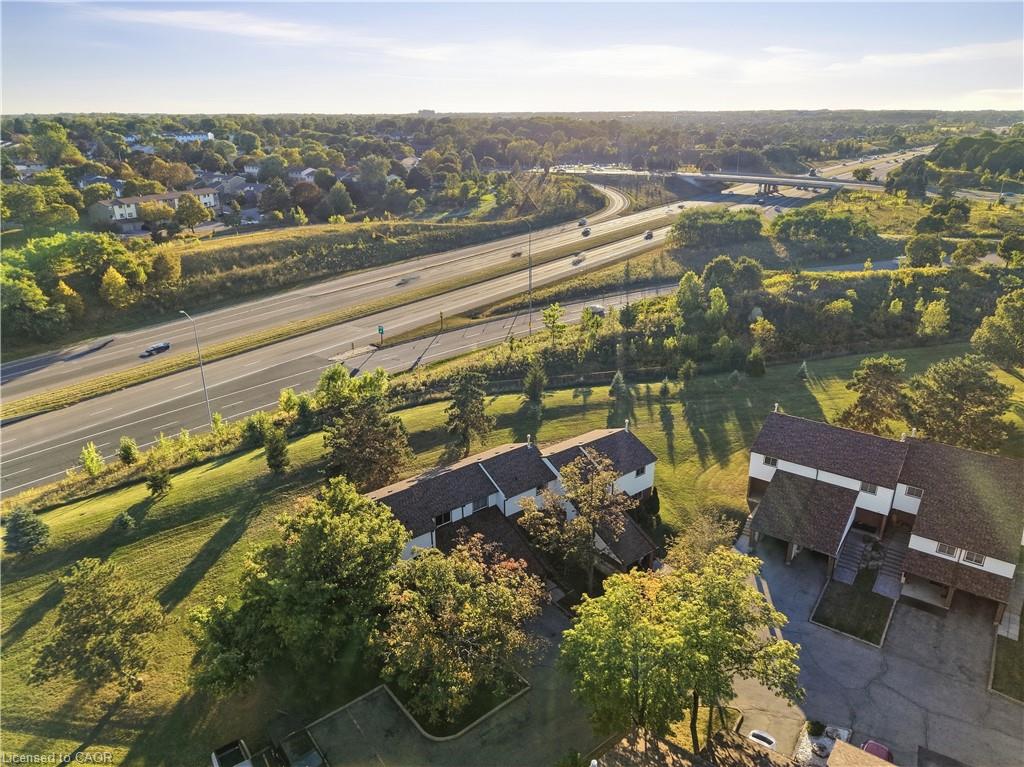 59-880 Limeridge Road E Property Photo 26