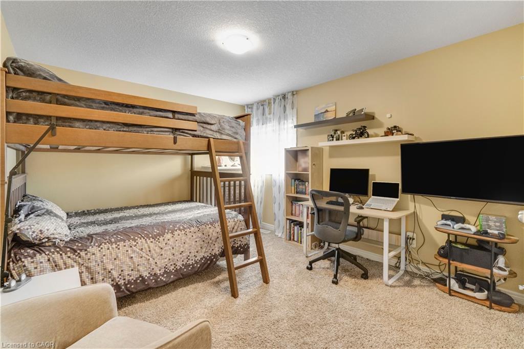 83 Frankfurt Street Property Photo 24