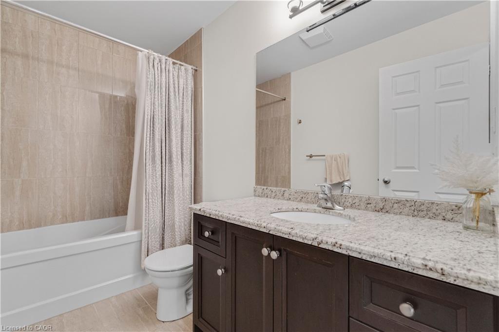 83 Frankfurt Street Property Photo 28