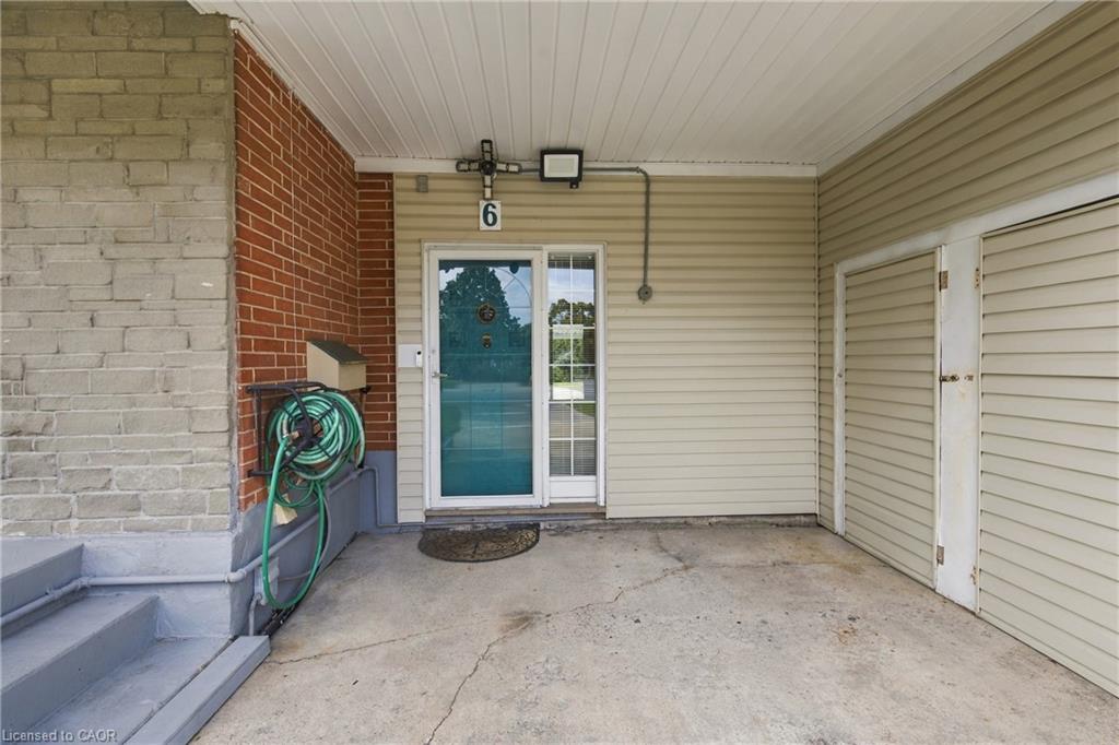 6 Glengrove Circle Property Photo 4