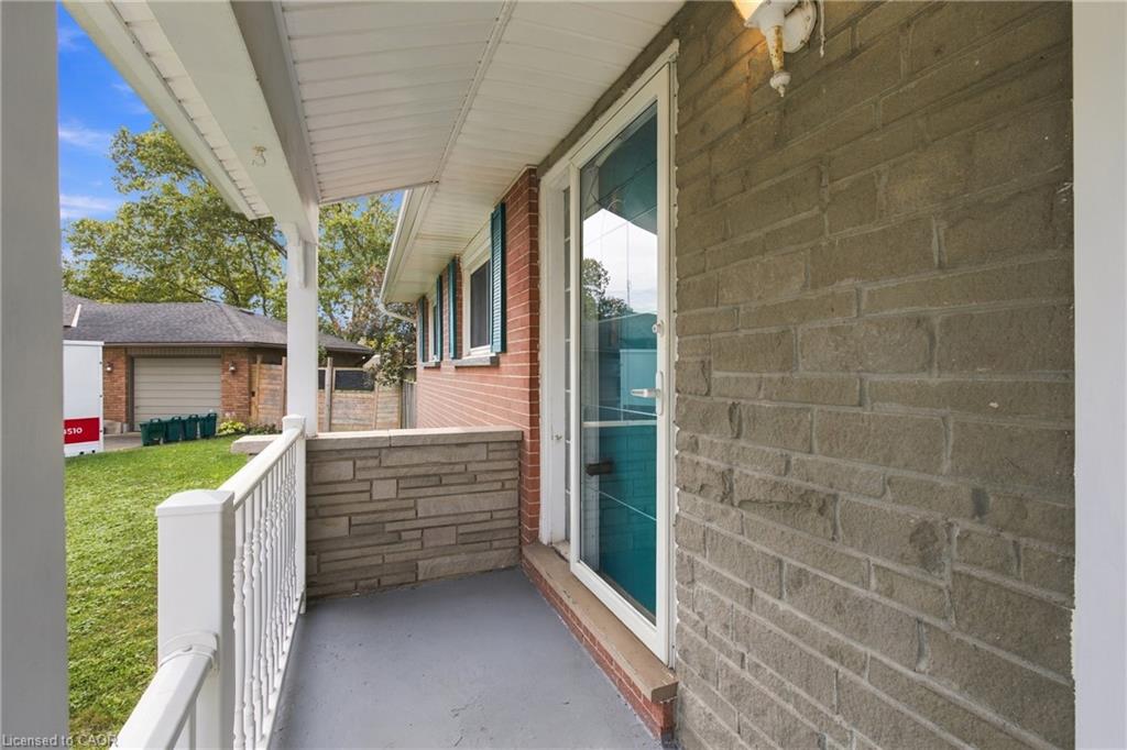 6 Glengrove Circle Property Photo 5