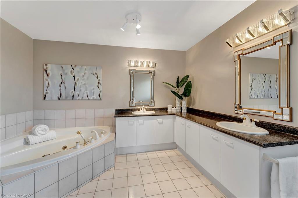 144 Cove Crescent Property Photo 25