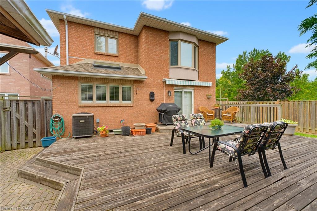 144 Cove Crescent Property Photo 36