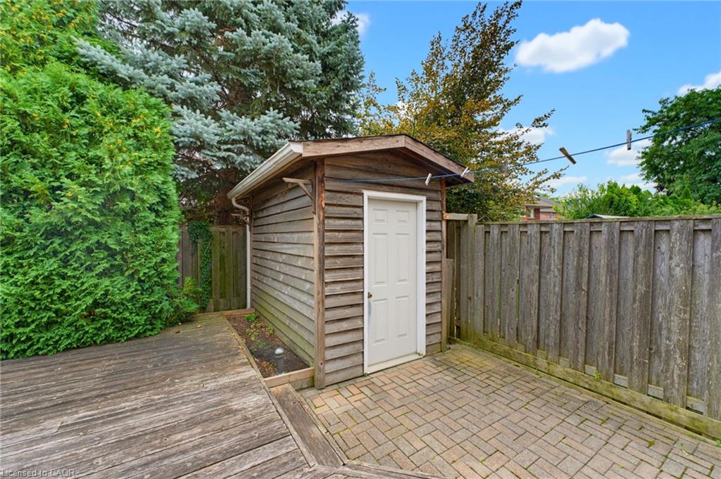 144 Cove Crescent Property Photo 37