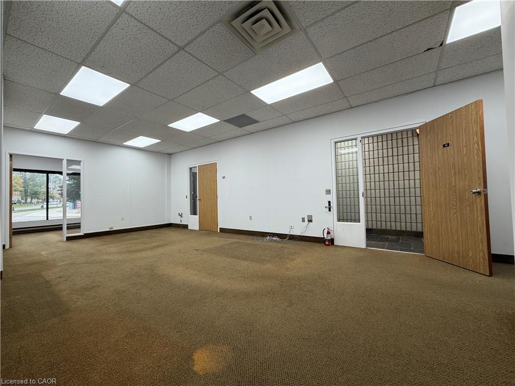 370 York Boulevard Property Photo 12