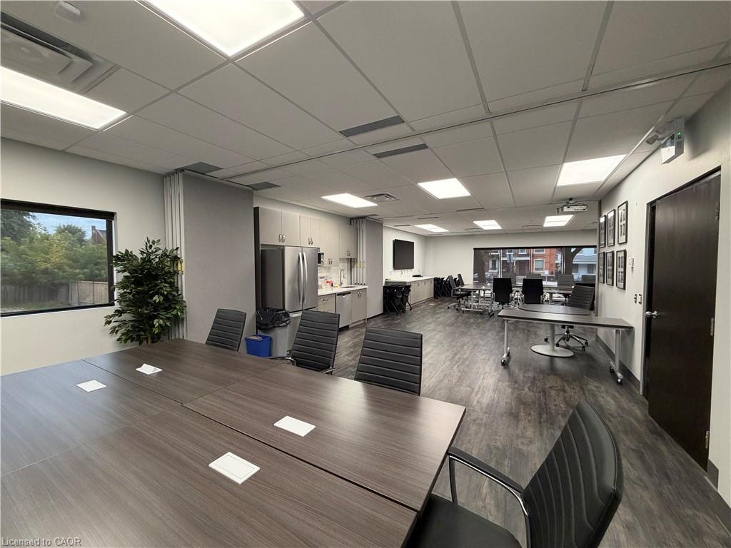 370 York Boulevard Property Photo 16