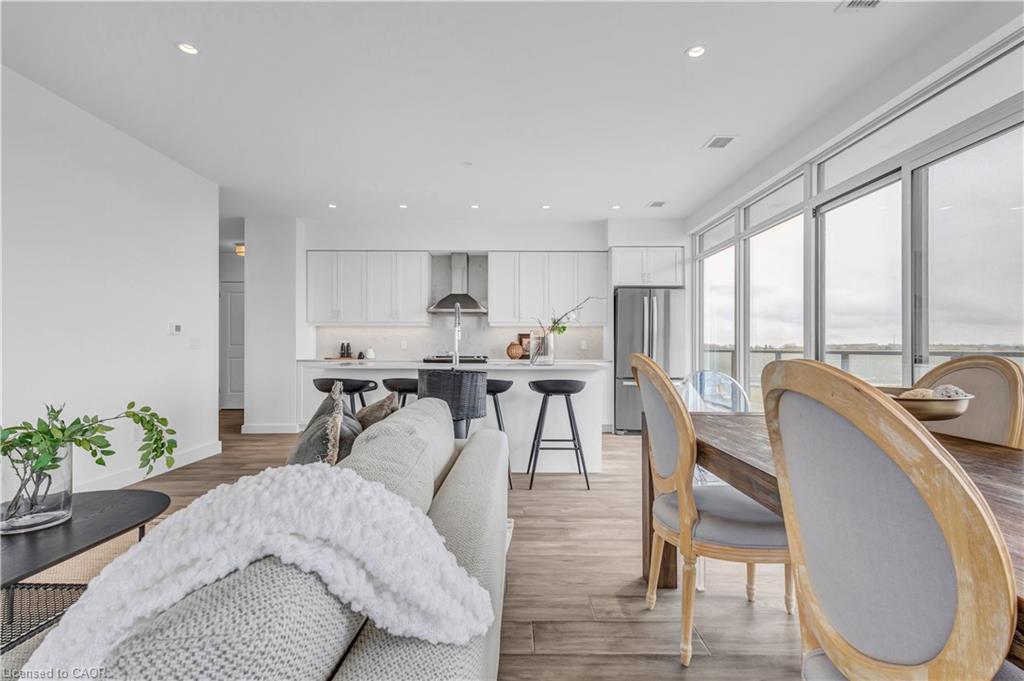 1414-15 Glebe Street Property Photo 6