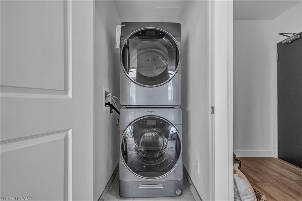 1414-15 Glebe Street Property Photo 10