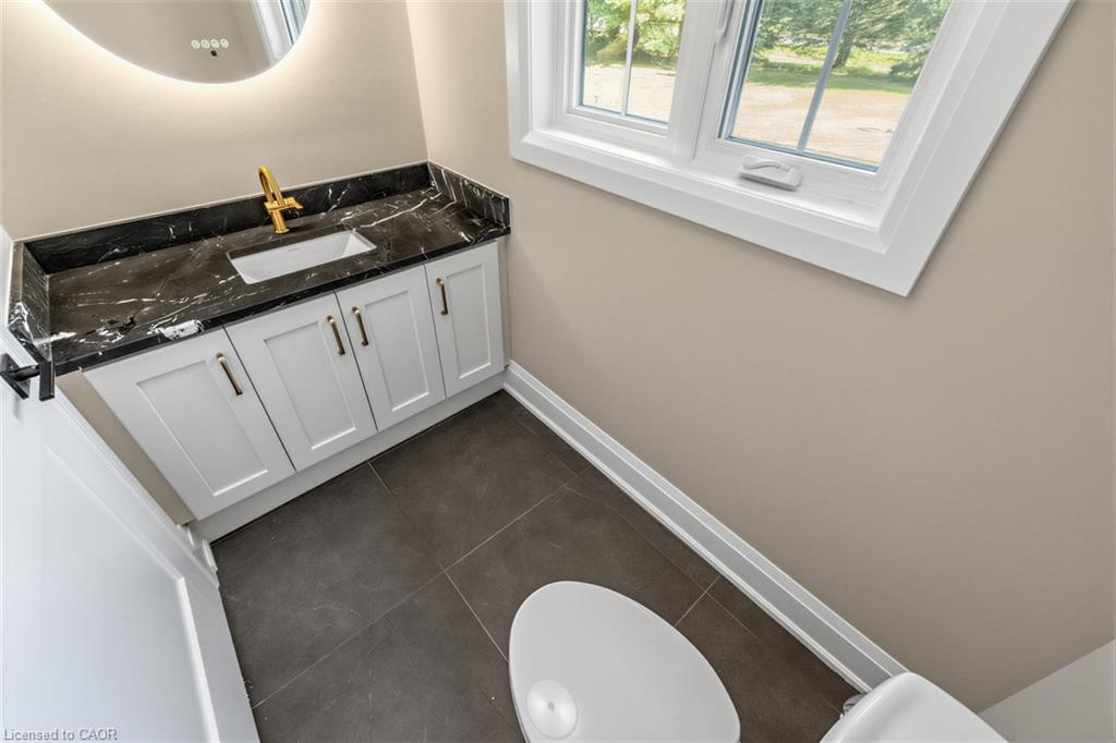 21674 Highway 48 Property Photo 18