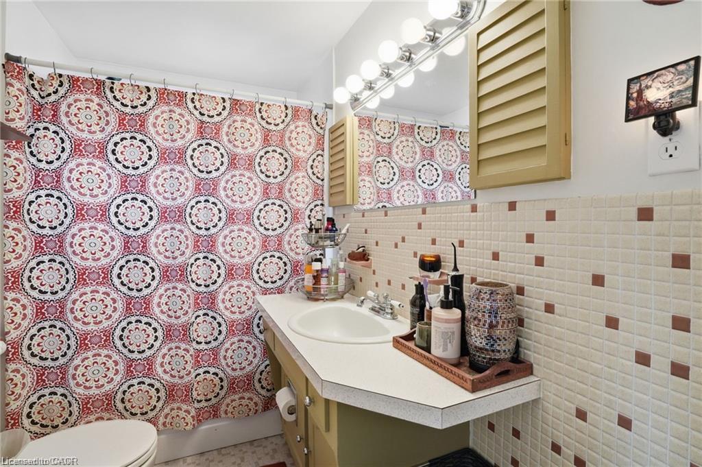 19 Victoria Street Property Photo 28