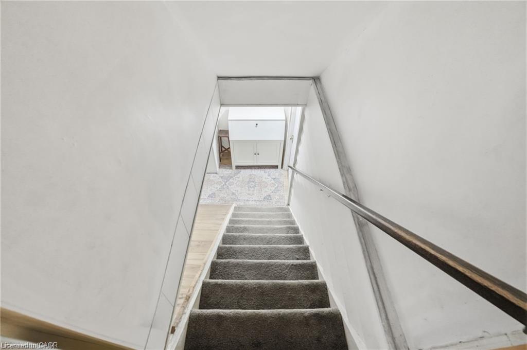 19 Victoria Street Property Photo 29