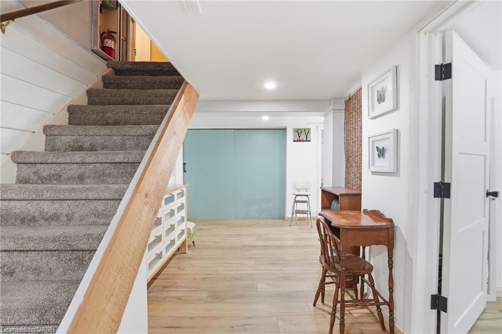 19 Victoria Street Property Photo 30