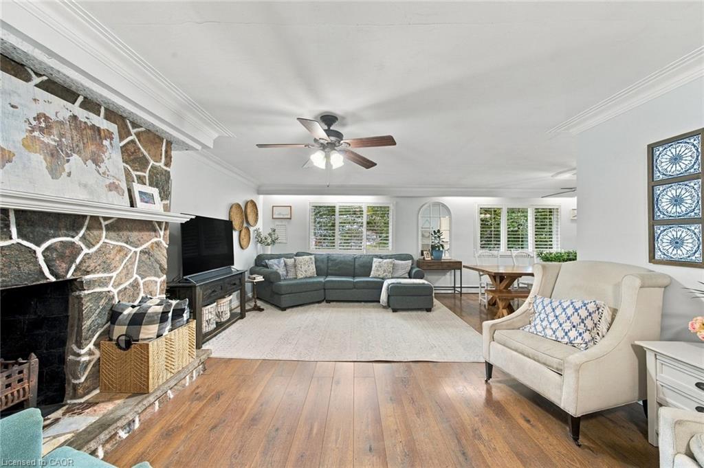 9793 Dickenson Road W Property Photo 10