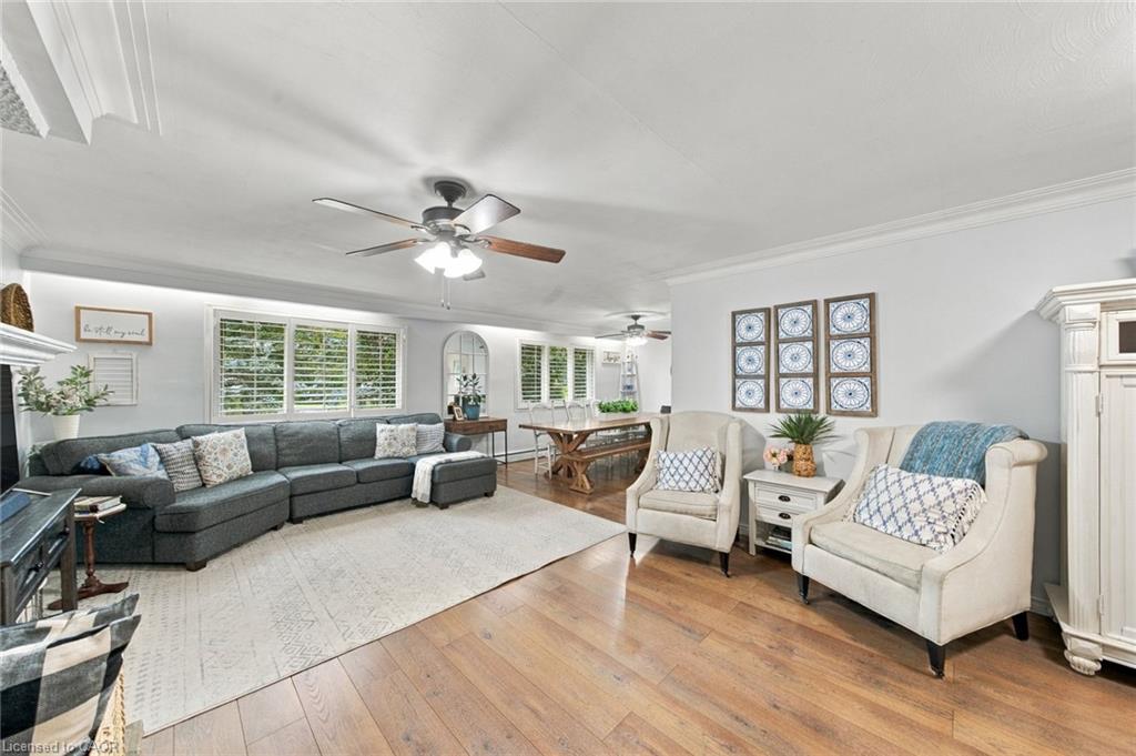 9793 Dickenson Road W Property Photo 11