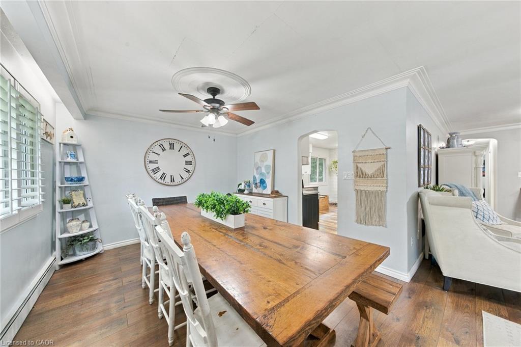 9793 Dickenson Road W Property Photo 14