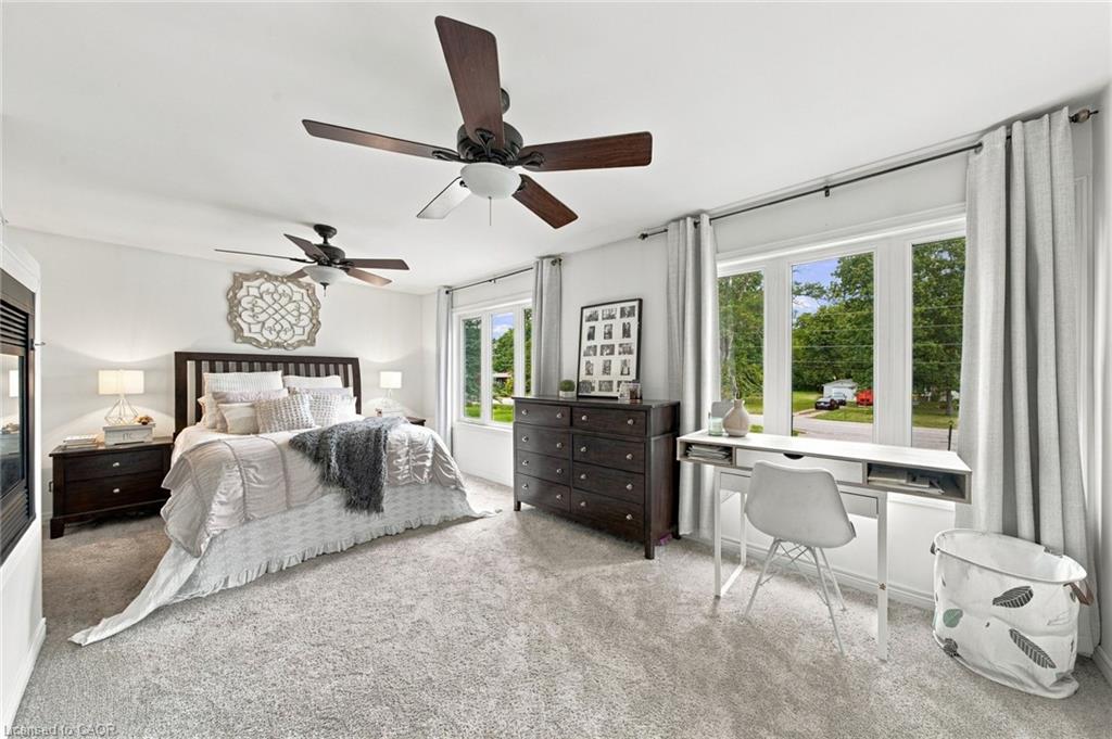 9793 Dickenson Road W Property Photo 26
