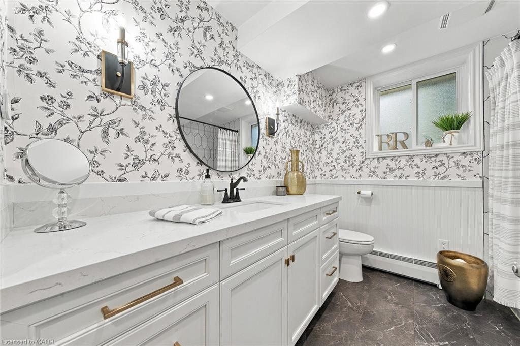 9793 Dickenson Road W Property Photo 44