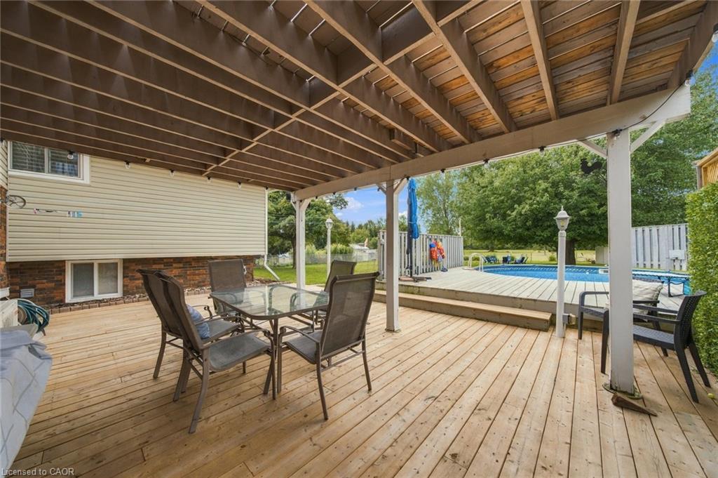 9793 Dickenson Road W Property Photo 50
