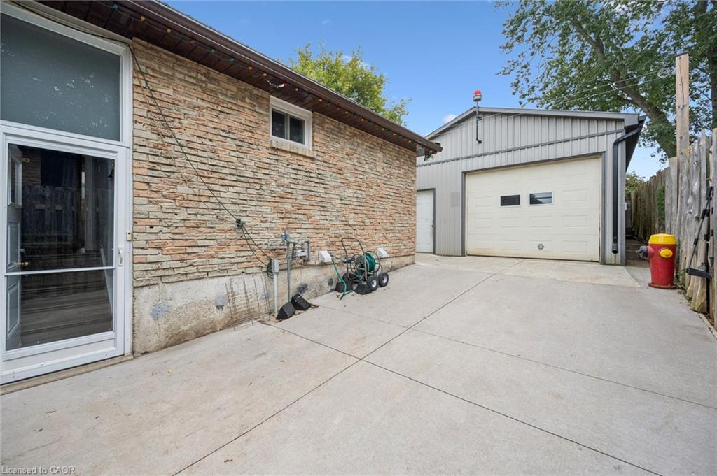 136 Woodlawn Avenue Property Photo 19
