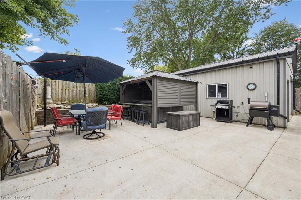 136 Woodlawn Avenue Property Photo 20
