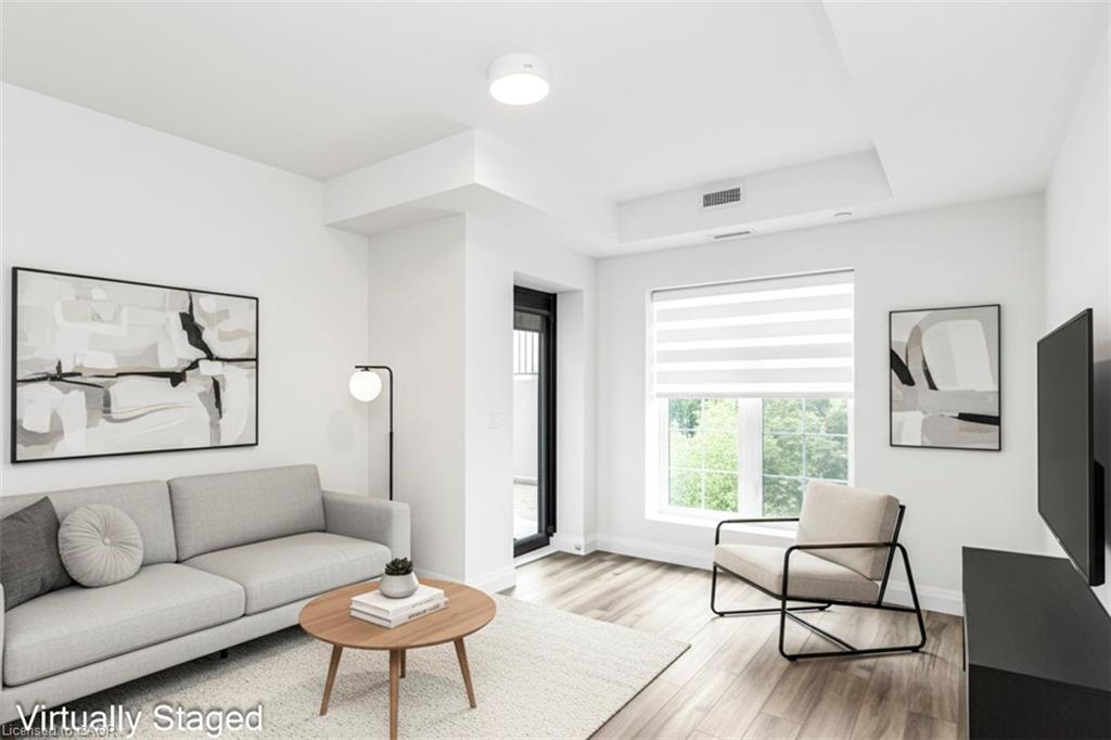 105-153 Wilson Street W Property Photo 18