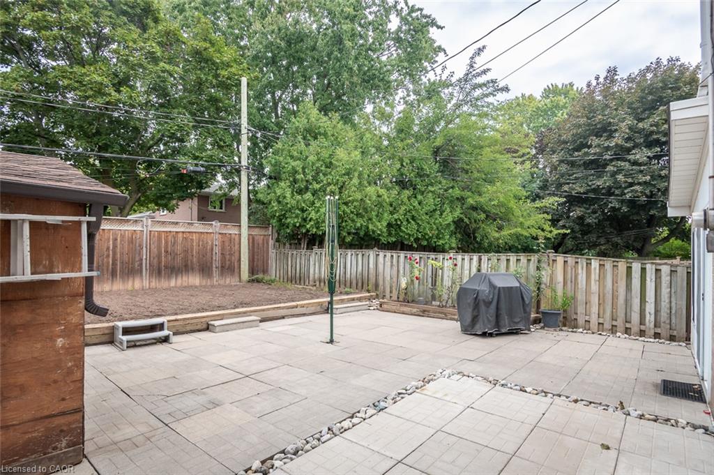 1237 Redbank Crescent Property Photo 25