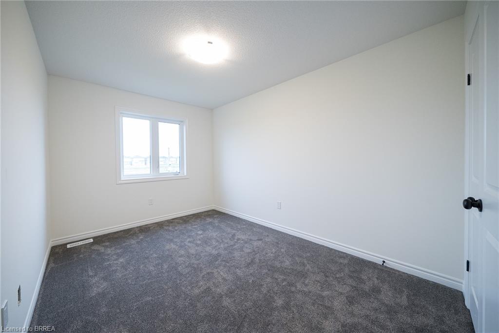 115 Mattingley Street Property Photo 23