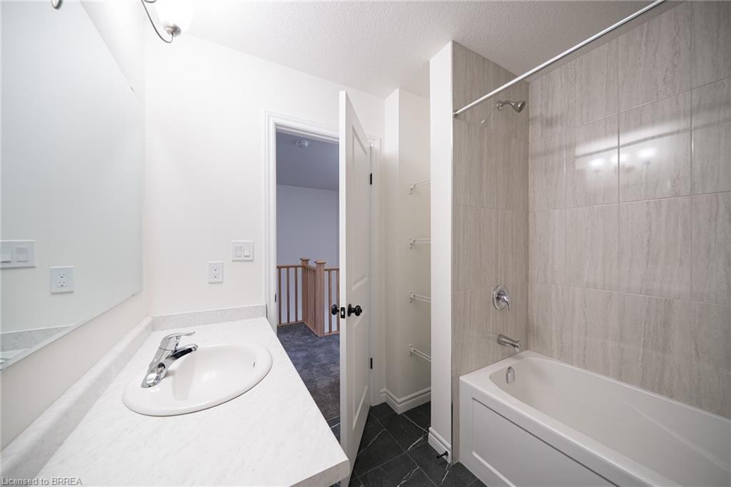 115 Mattingley Street Property Photo 25