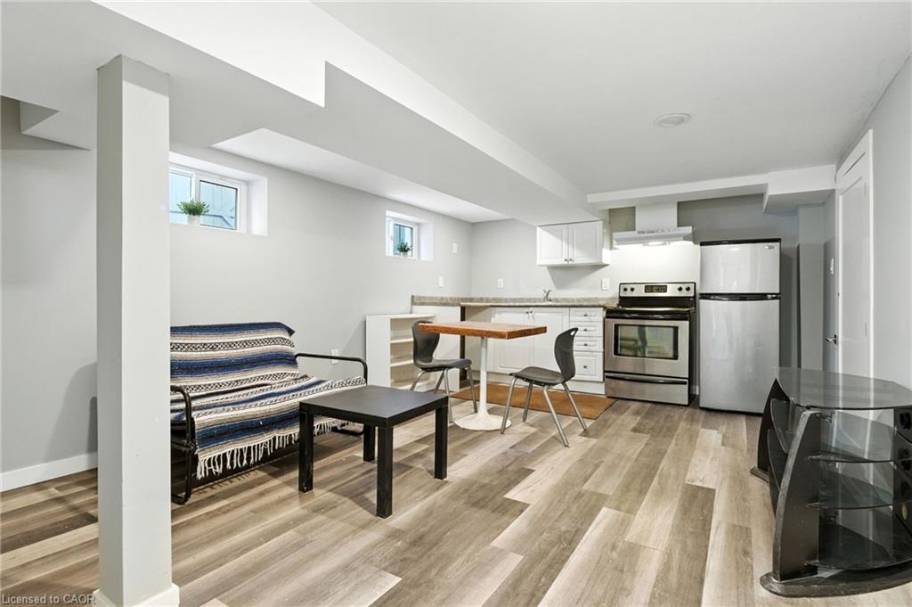 5039 Armoury Street Property Photo 2